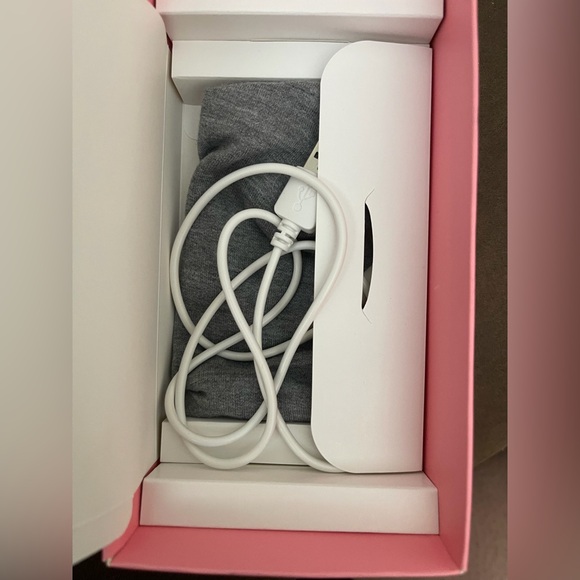 Frida Mom - Picture 2 of 5